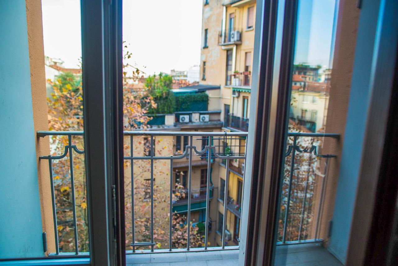 Adelaide Central Apartment Милано Екстериор снимка