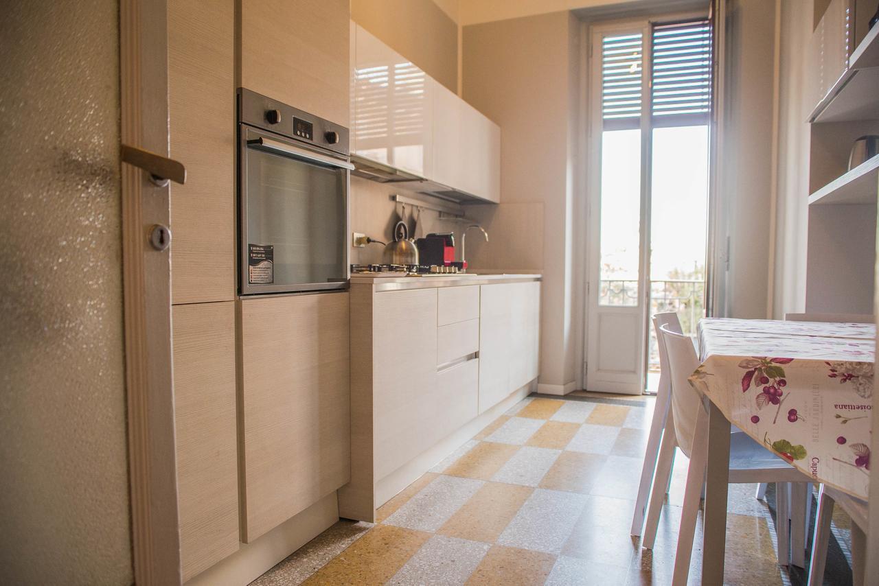 Adelaide Central Apartment Милано Екстериор снимка