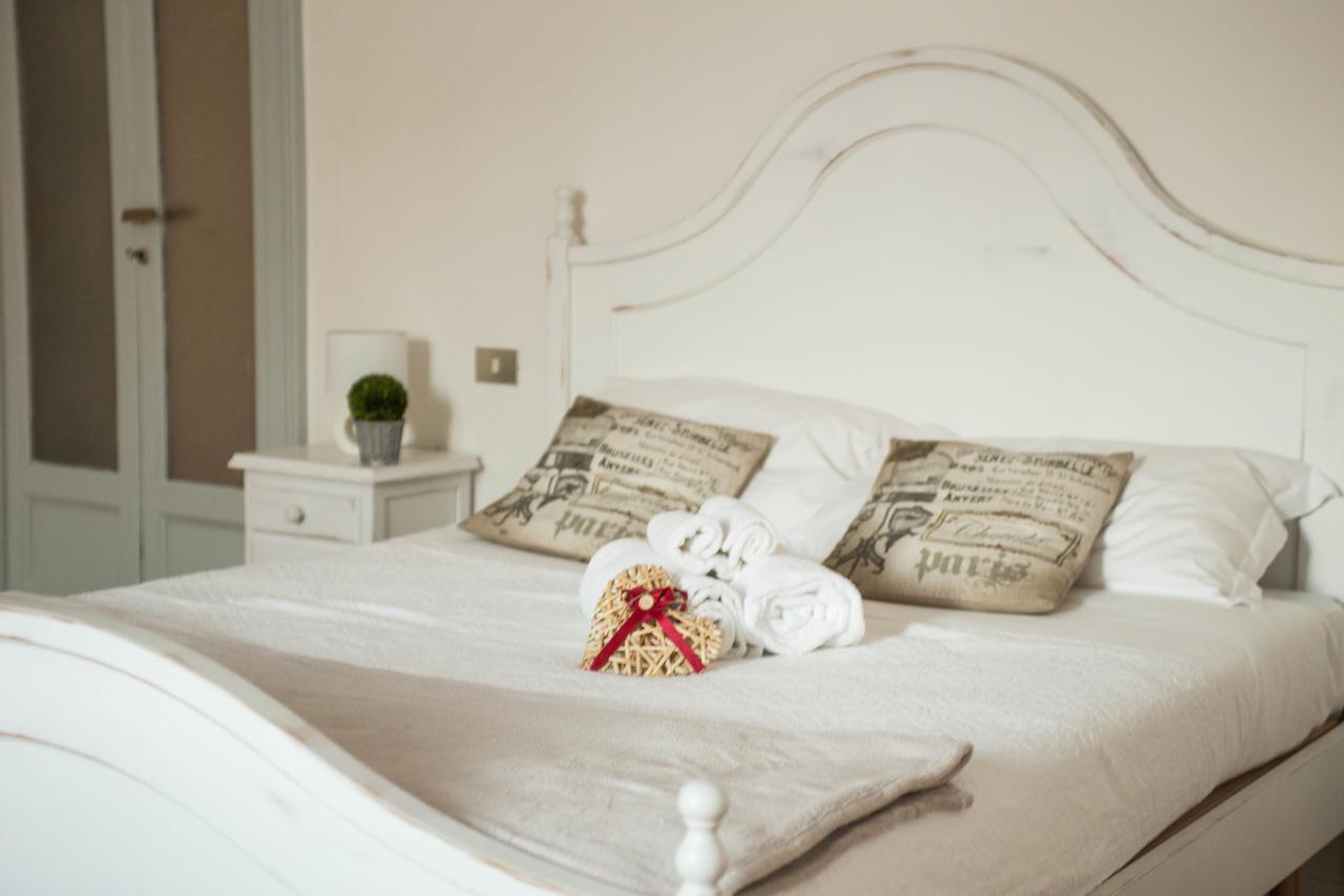 Adelaide Central Apartment Милано Екстериор снимка