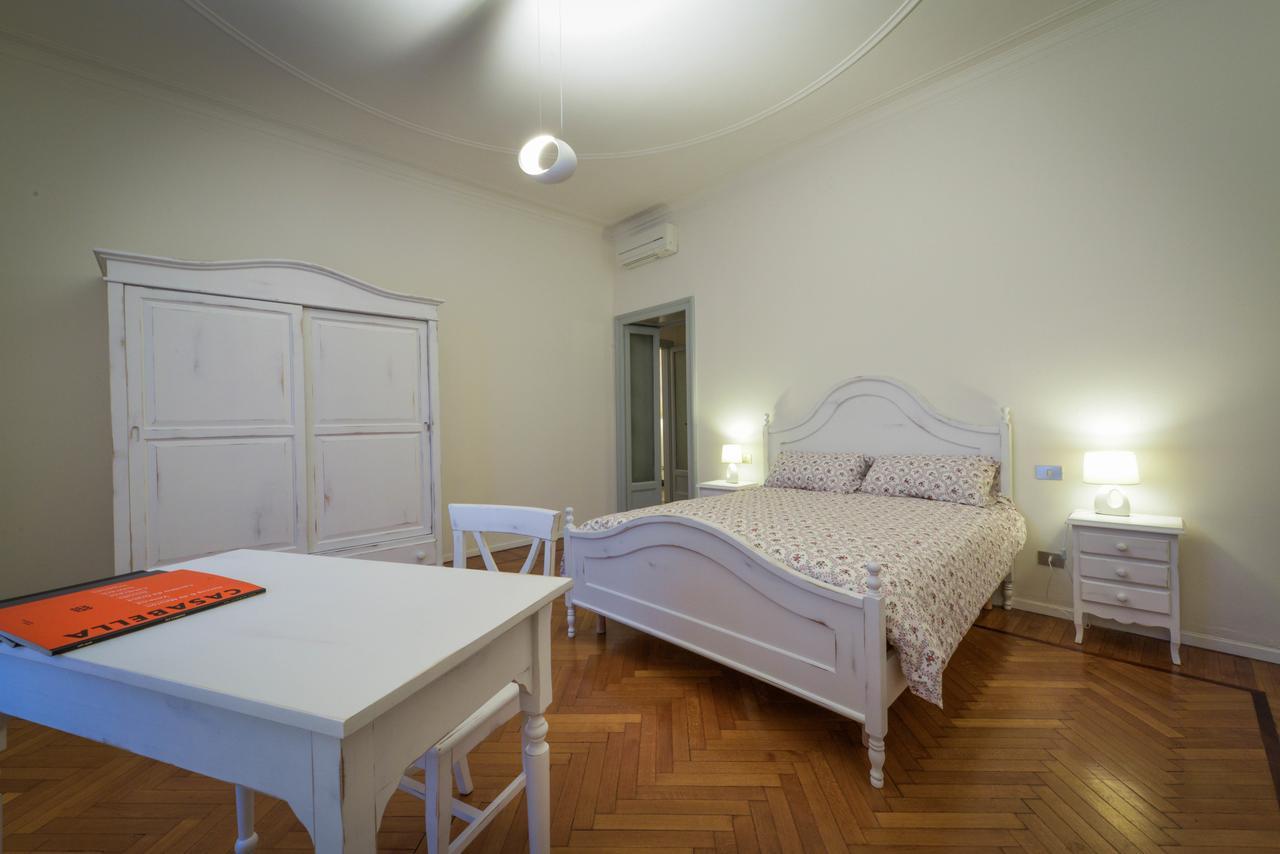 Adelaide Central Apartment Милано Екстериор снимка